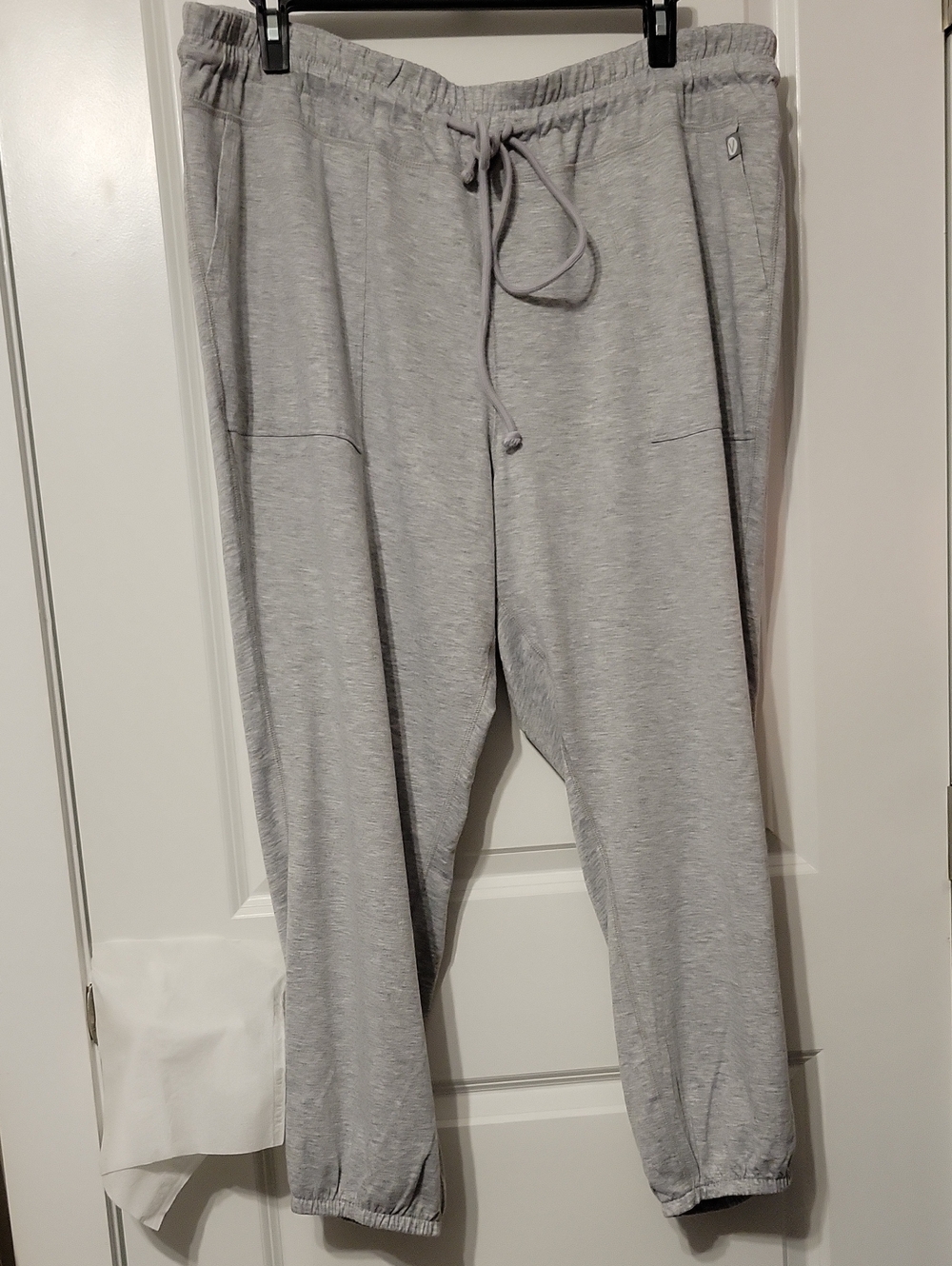 Livi Lane Bryant Lightweight Sweatpants, Gray, 22/24. Like New.